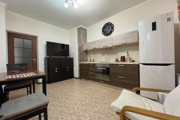 Фото №1: 2-комнатная квартира 70 м², 1/12 эт. - Краснодар, мкр. Почтовый, ул. Артезианская, 20