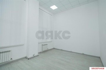 Фото №2: Офисное помещение 585 м² - Краснодар, мкр. Центральный, ул. Коммунаров, 268