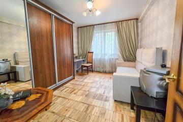 Фото №1: 3-комнатная квартира 72 м², 1/12 эт. - Краснодар, мкр. Юбилейный, б-р Платановый, 19/1