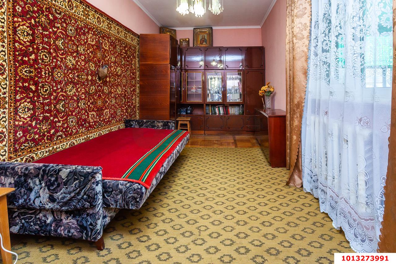 Фото №2: 3-комнатная квартира 58&nbsp;м², 1/2&nbsp;эт. - Краснодар, Прикубанский внутригородской округ, мкр. имени Н.И. Вавилова, ул. имени Калинина, 1к13