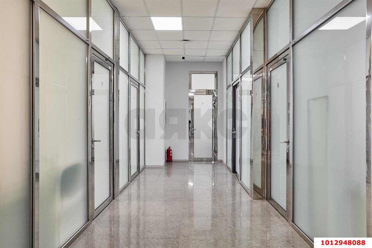Фото №7: Офисное помещение 730&nbsp;м², 3/3&nbsp;эт. - Краснодар, Прикубанский внутригородской округ, Завод Радиоизмерительных Приборов, мкр. Ростовское Шоссе, ул. Ростовское шоссе, 22/9