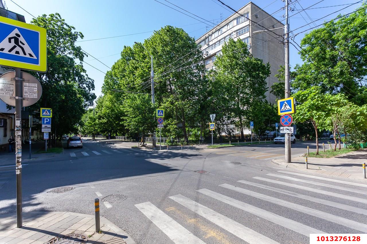 Фото №12: 2-комнатная квартира 75 м² - Краснодар, Центральный, ул. Гоголя, 23