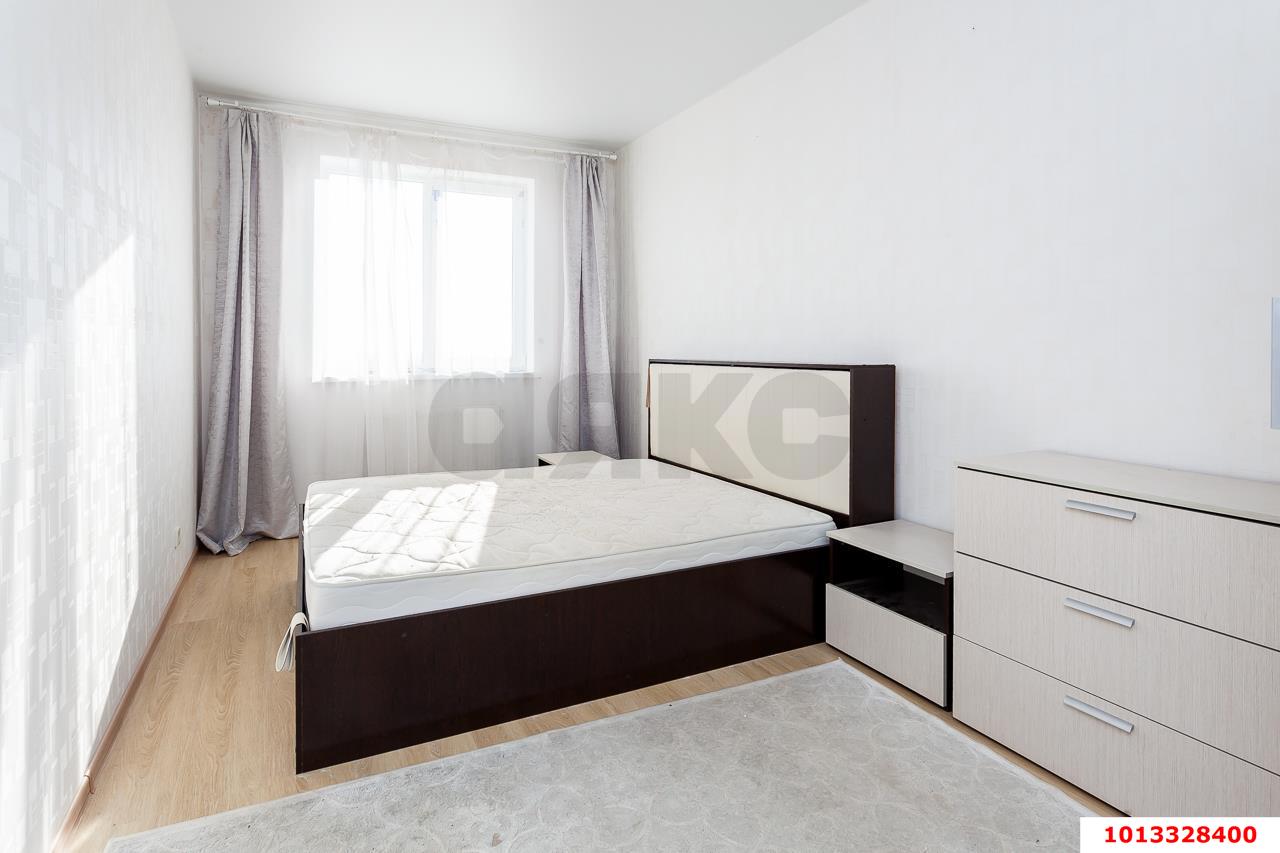 Фото №8: 3-комнатная квартира 80&nbsp;м², 24/25&nbsp;эт. - Краснодар, Карасунский внутригородской округ, Гидростроителей, мкр. жилой комплекс Парусная Регата, ул. Автолюбителей, 1Дк1