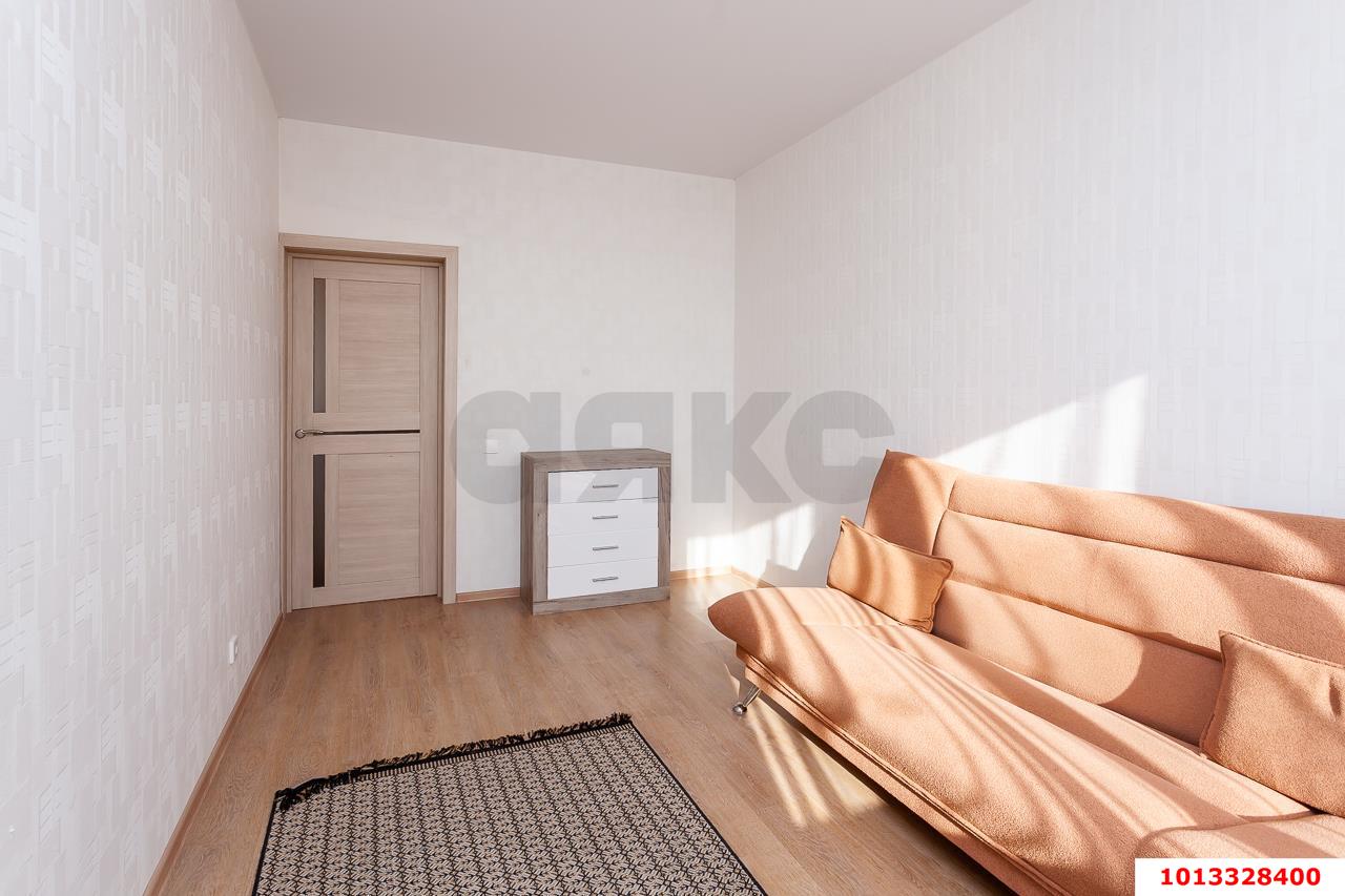 Фото №3: 3-комнатная квартира 80&nbsp;м², 24/25&nbsp;эт. - Краснодар, Карасунский внутригородской округ, Гидростроителей, мкр. жилой комплекс Парусная Регата, ул. Автолюбителей, 1Дк1