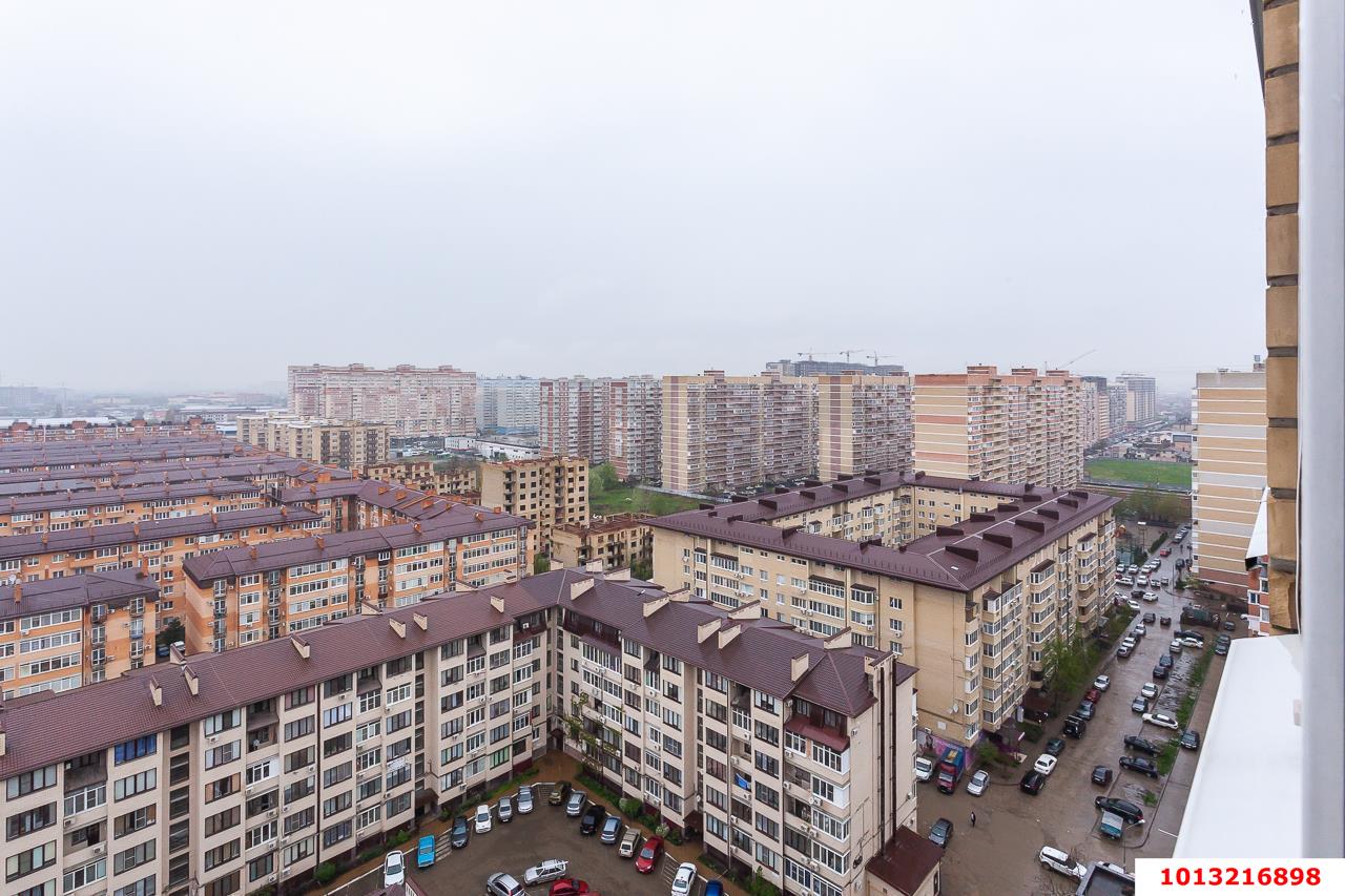 Фото №5: 1-комнатная квартира 46&nbsp;м², 7/17&nbsp;эт. - Краснодар, Прикубанский внутригородской округ, мкр. Музыкальный, ул. имени Сергея Есенина, 110/1