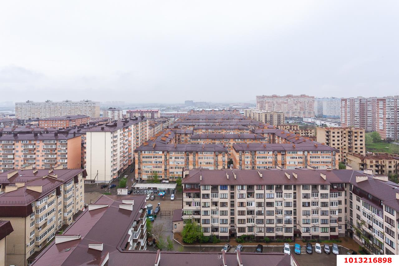 Фото №4: 1-комнатная квартира 46&nbsp;м², 7/17&nbsp;эт. - Краснодар, Прикубанский внутригородской округ, мкр. Музыкальный, ул. имени Сергея Есенина, 110/1