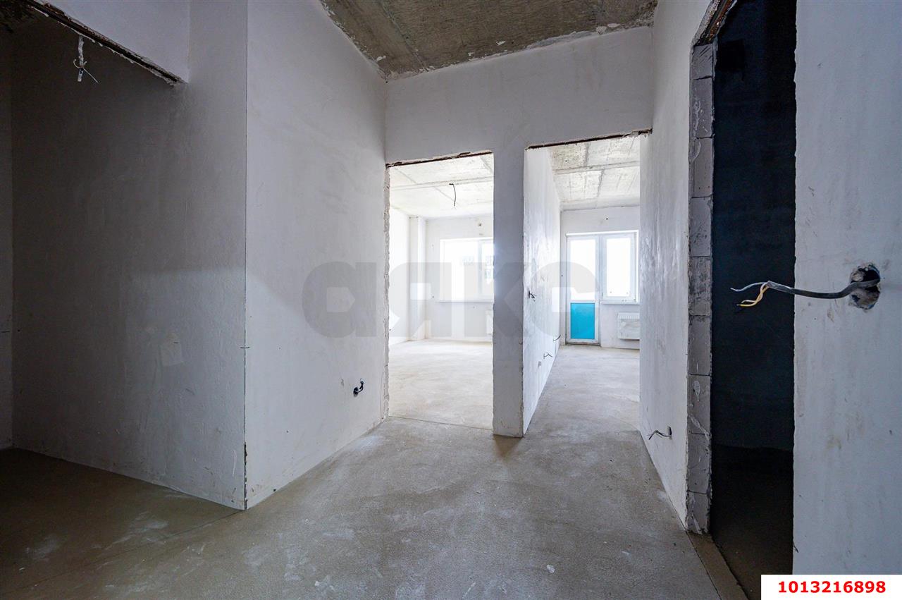 Фото №2: 1-комнатная квартира 46&nbsp;м², 7/17&nbsp;эт. - Краснодар, Прикубанский внутригородской округ, мкр. Музыкальный, ул. имени Сергея Есенина, 110/1