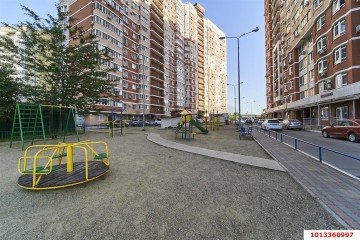 Фото №5: 2-комнатная квартира 79 м² - Краснодар, мкр. Камвольно-суконный Комбинат, ул. Максима Горького, 30