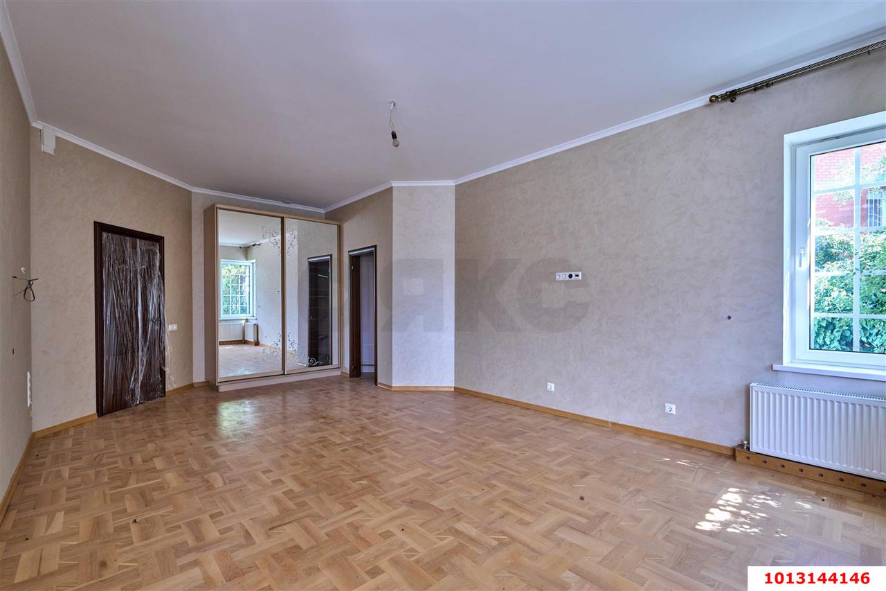 Фото №44: Дом 341&nbsp;м² + 12&nbsp;сот., 2&nbsp;эт. - Краснодар, Прикубанский внутригородской округ, Микрохирургии глаза, мкр. СНТ № 1, ул. Ореховая