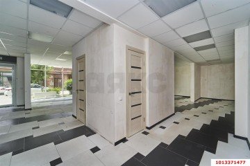 Фото №2: Торговое помещение 108 м² - Краснодар, мкр. жилой комплекс Инсити-Парк, ул. Командорская, 1к1