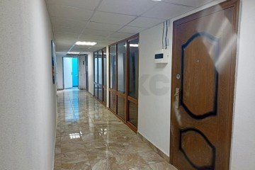 Фото №1: Офисное помещение 45 м² - Краснодар, мкр. жилой комплекс Три Кита, ул. Московская, 131к1