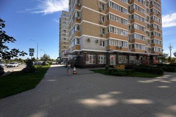 Фото №2: Торговое помещение 84 м² - Краснодар, мкр. Светлоград, ул. Красных Партизан, 1/3