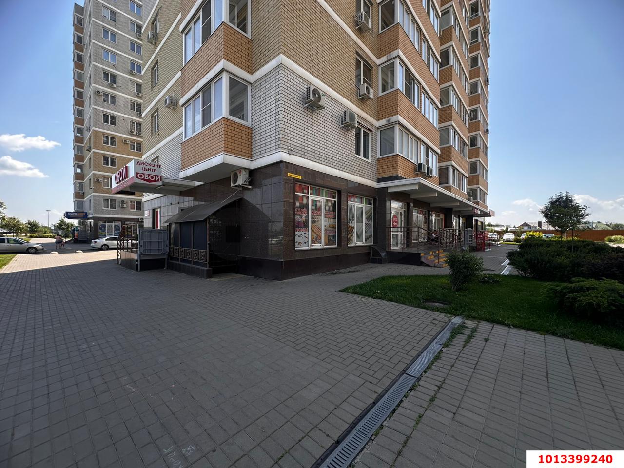 Фото №9: Торговое помещение 84 м² - Краснодар, Светлоград, ул. Красных Партизан, 1/3