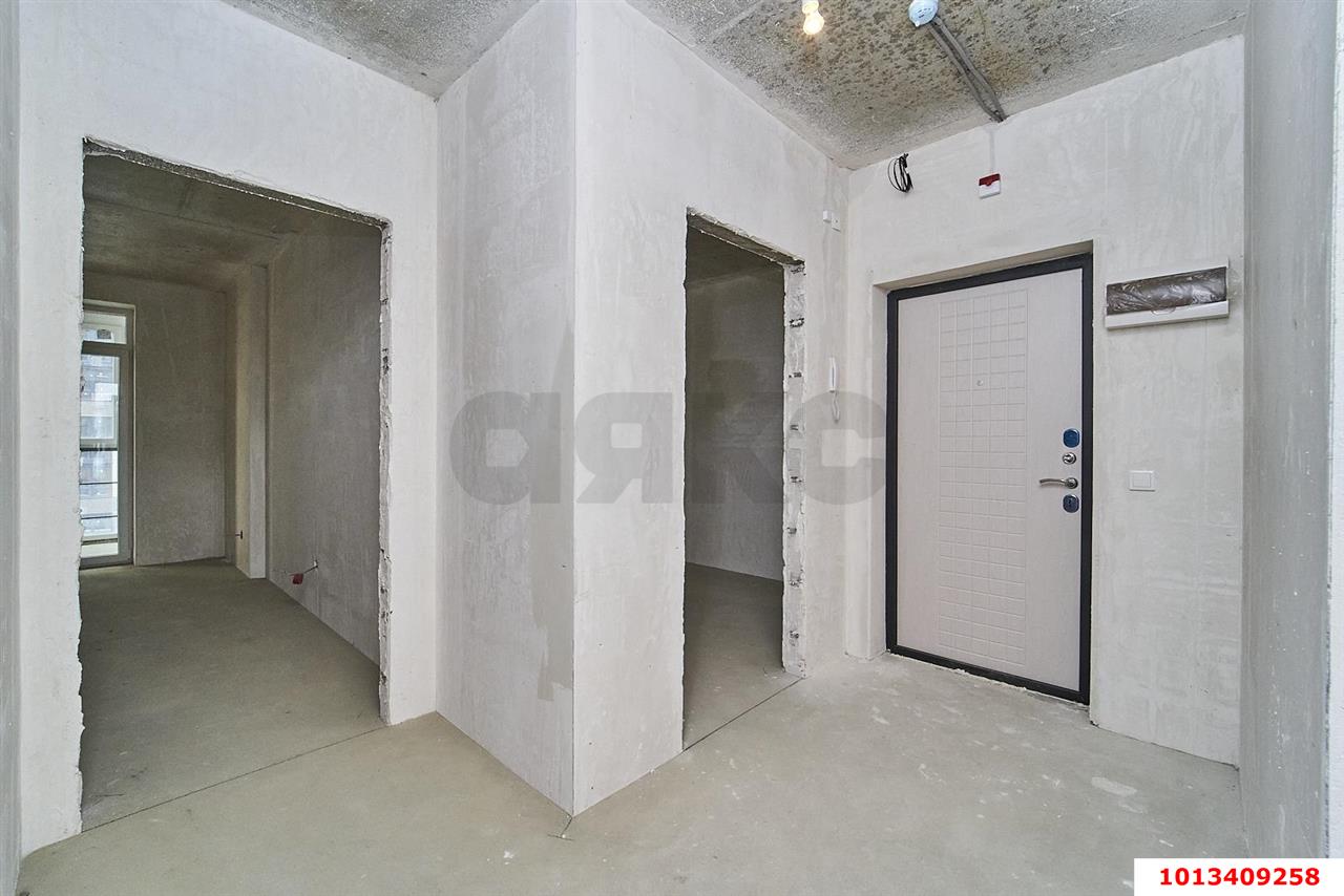 Фото №10: 2-комнатная квартира 70&nbsp;м², 4/18&nbsp;эт. - Знаменский, Карасунский внутригородской округ, мкр. Родные Просторы, ул. Природная, 10Бк2