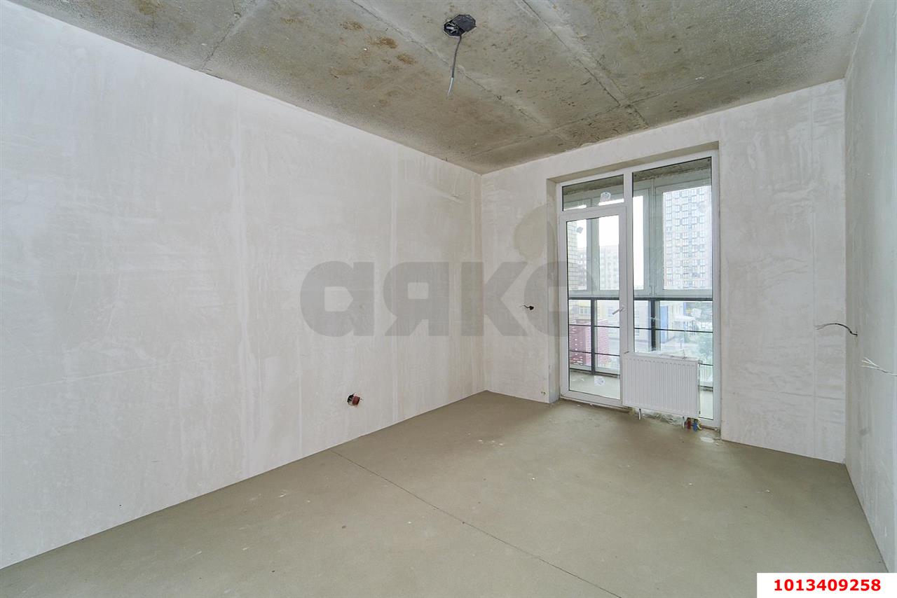 Фото №3: 2-комнатная квартира 70&nbsp;м², 4/18&nbsp;эт. - Знаменский, Карасунский внутригородской округ, мкр. Родные Просторы, ул. Природная, 10Бк2