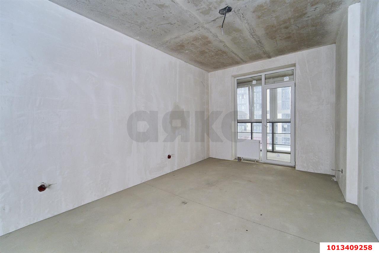 Фото №4: 2-комнатная квартира 70&nbsp;м², 4/18&nbsp;эт. - Знаменский, Карасунский внутригородской округ, мкр. Родные Просторы, ул. Природная, 10Бк2