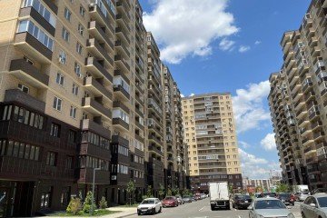 Фото №1: Торговое помещение 50 м² - Краснодар, мкр. жилой комплекс Ракурс, ул. имени Героя Ростовского, 8к3