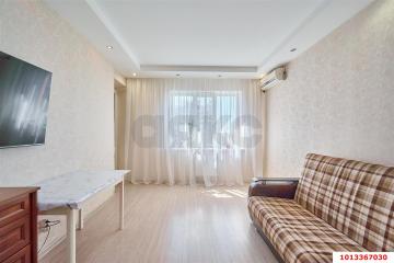 Фото №1: 2-комнатная квартира 38 м², 11/16 эт. - Краснодар, мкр. Юбилейный, б-р Платановый, 4