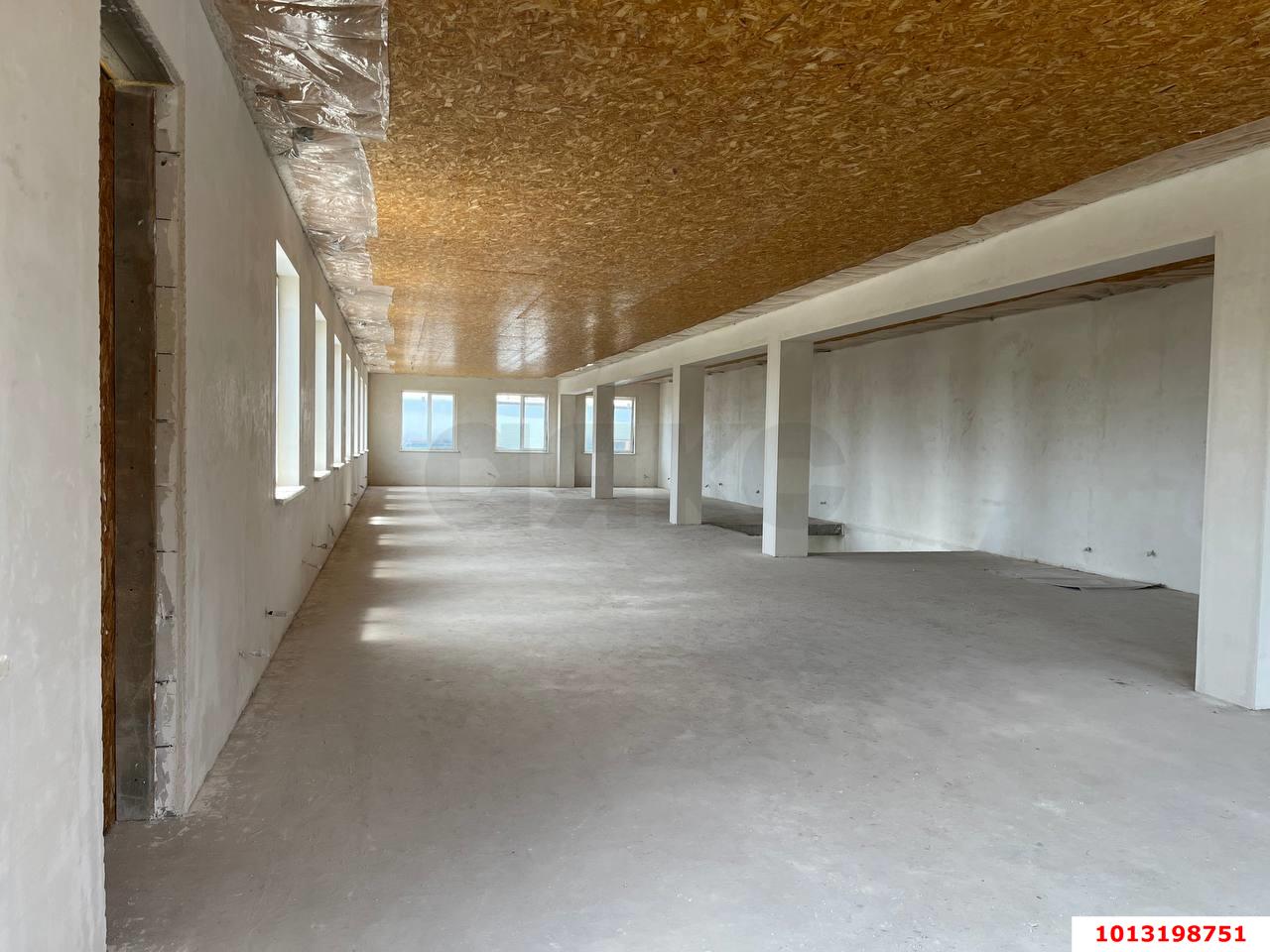 Фото №4: Отдельное здание 752&nbsp;м², 1/2&nbsp;эт. - Краснодар, Центральный внутригородской округ, мкр. 40 лет Победы, ул. Колхозная, 53/1
