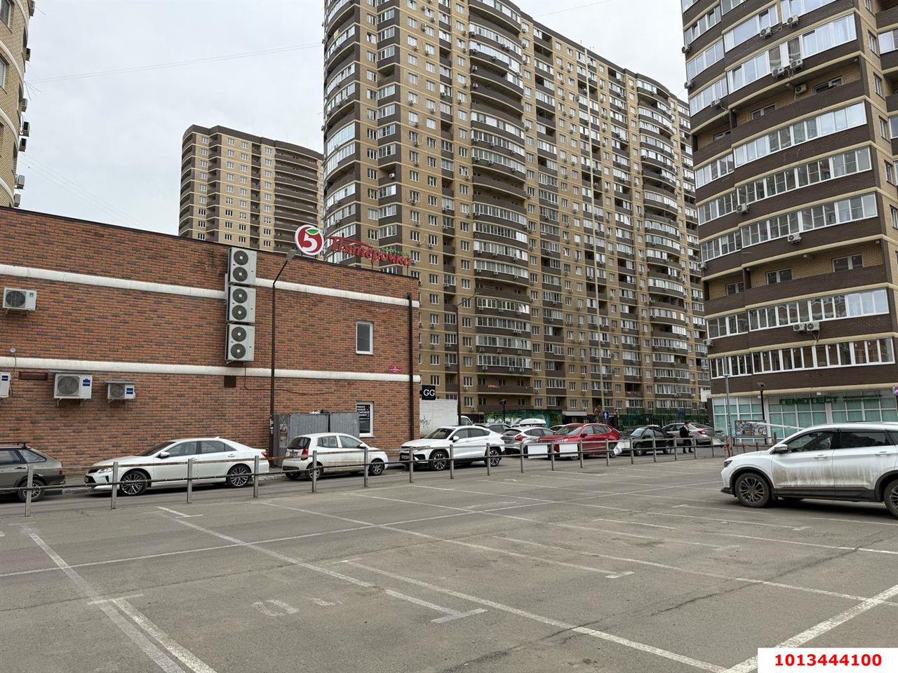 Фото №10: Торговое помещение 39&nbsp;м², 1/16&nbsp;эт. - Краснодар, Прикубанский внутригородской округ, ЖК Лучший, мкр. имени Петра Метальникова, ул. Петра Метальникова, 36