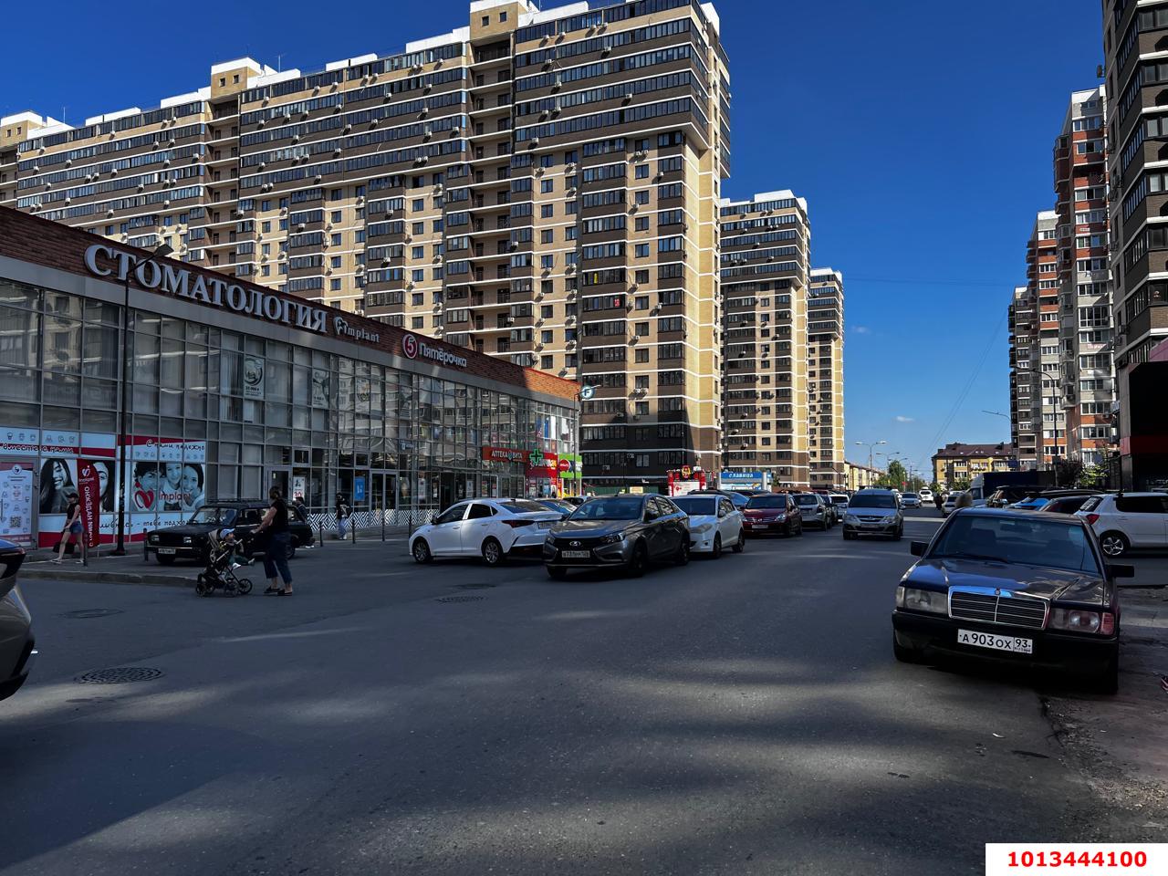 Фото №4: Торговое помещение 40 м² - Краснодар, имени Петра Метальникова, ул. Петра Метальникова, 36