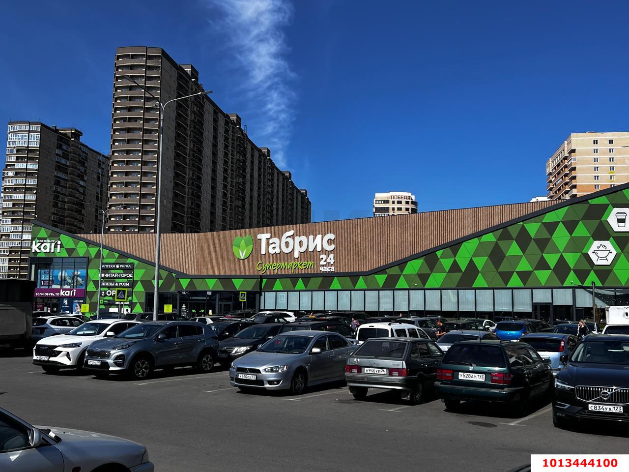 Фото №3: Торговое помещение 39&nbsp;м², 1/16&nbsp;эт. - Краснодар, Прикубанский внутригородской округ, ЖК Лучший, мкр. имени Петра Метальникова, ул. Петра Метальникова, 36