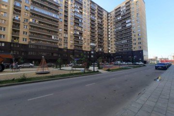 Фото №3: Торговое помещение 50 м² - Краснодар, мкр. жилой комплекс Ракурс, ул. имени Героя Ростовского, 8к3