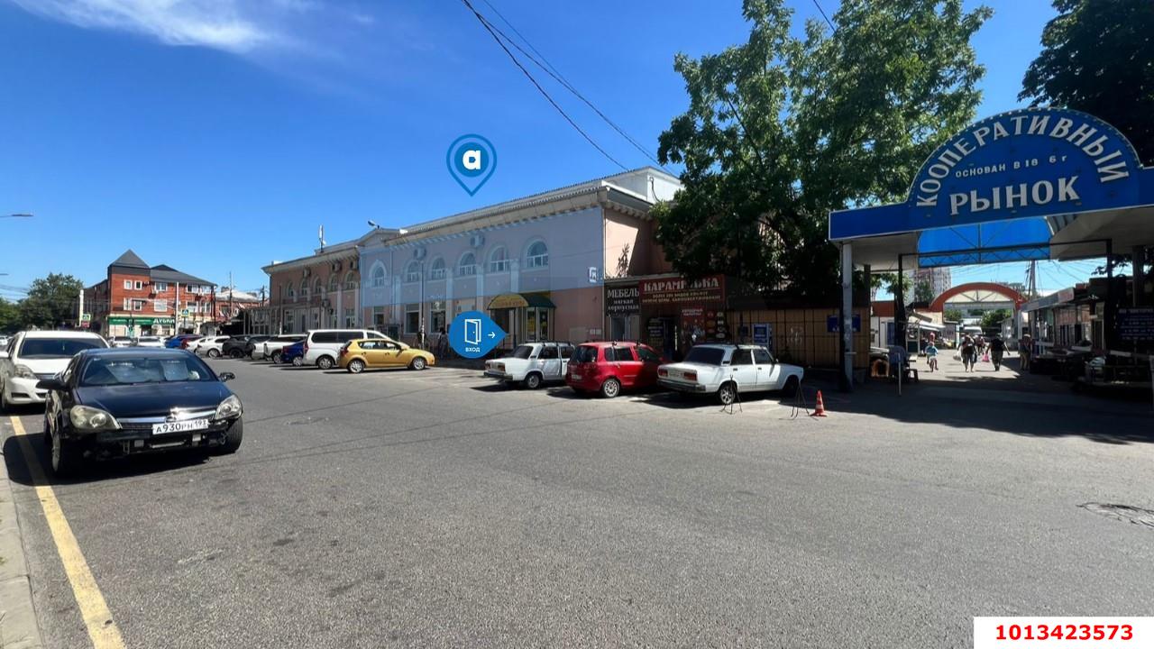 Фото №2: Торговое помещение 900&nbsp;м², 2/2&nbsp;эт. - Краснодар, Центральный внутригородской округ, мкр. Центральный, ул. Красноармейская, 62