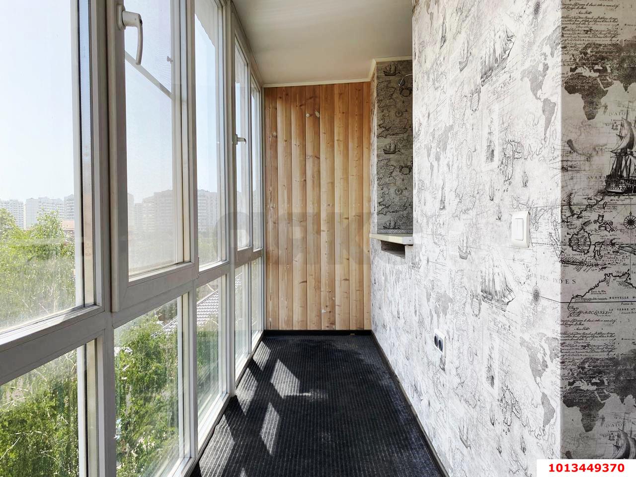 Фото №6: 2-комнатная квартира 80&nbsp;м², 4/4&nbsp;эт. - Краснодар, Прикубанский внутригородской округ, мкр. Краевая Клиническая Больница, ул. Шпака, 28
