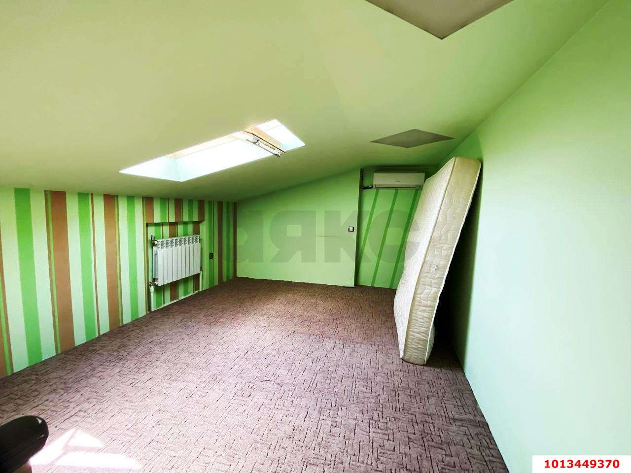 Фото №13: 2-комнатная квартира 80&nbsp;м², 4/4&nbsp;эт. - Краснодар, Прикубанский внутригородской округ, мкр. Краевая Клиническая Больница, ул. Шпака, 28