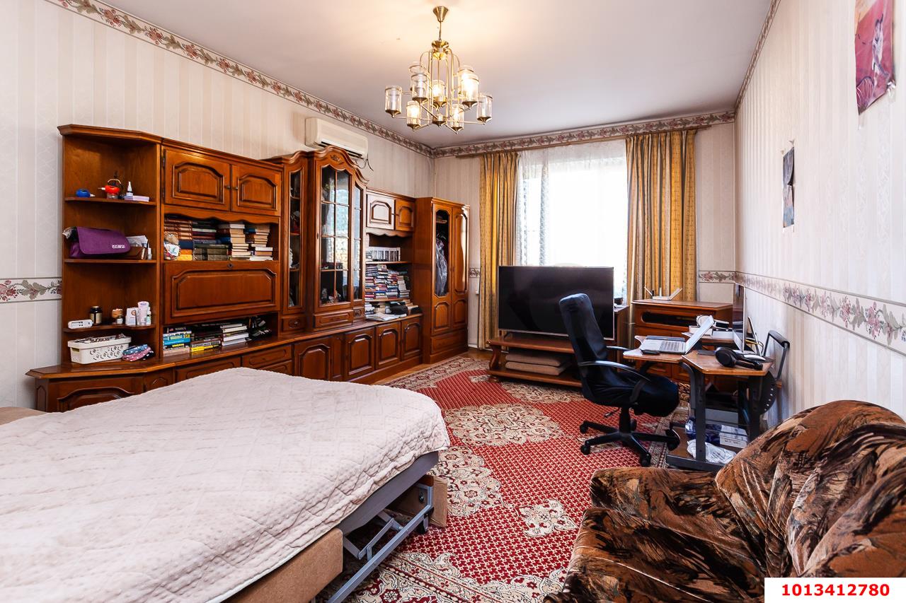Фото №10: Дом 322&nbsp;м² + 5.99&nbsp;сот., 3&nbsp;эт. - Краснодар, Центральный внутригородской округ, мкр. Табачная Фабрика, ул. Ипподромная, 9