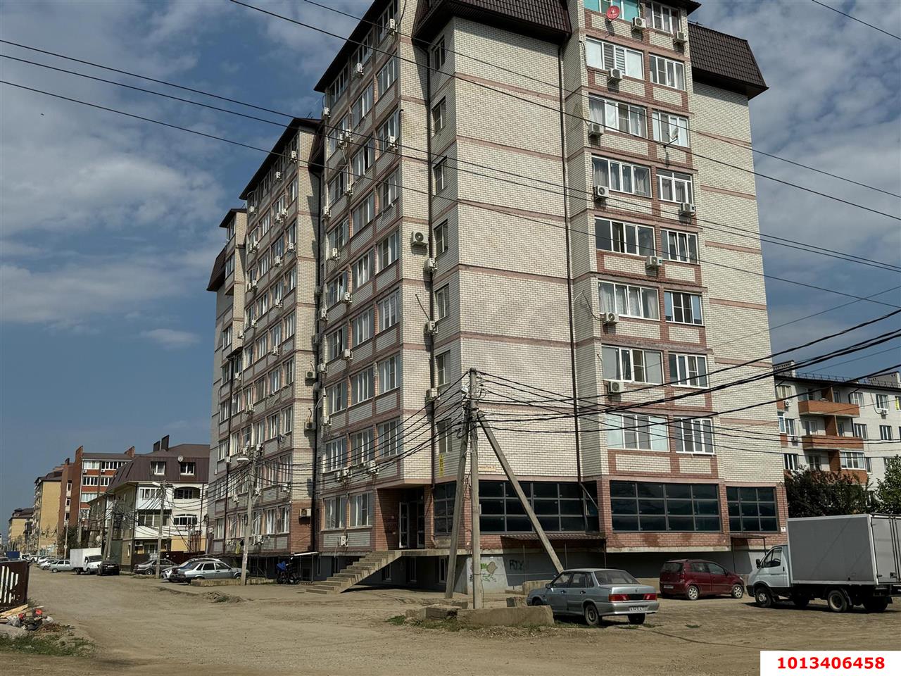 Фото №2: Торговое помещение 469 м² - Российский, жилой комплекс Луч, ул. Куликова Поля, 35