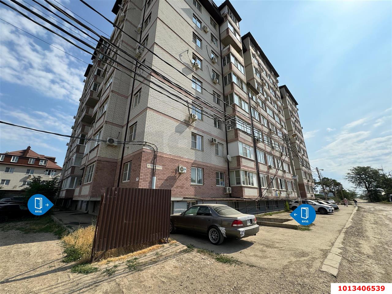 Фото №2: Торговое помещение 387 м² - Российский, жилой комплекс Луч, ул. Куликова Поля, 35