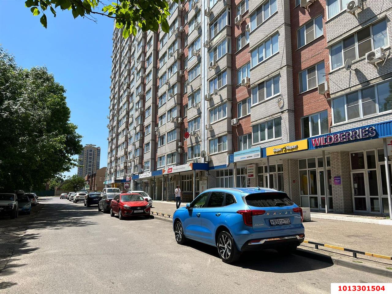 Фото №1: Торговое помещение 275&nbsp;м², 17&nbsp;эт. - Краснодар, Центральный внутригородской округ, ЖК Покровский, мкр. Центральный, ул. Березанская, 89