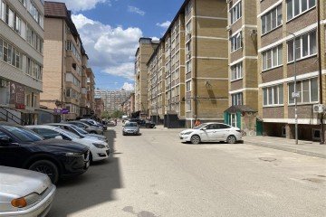 Фото №1: Торговое помещение 226 м² - Краснодар, мкр. Музыкальный, ул. имени Сергея Есенина, 94