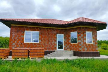 Фото №1: Дом 169 м² + 9.91 сот., 1 эт. - Старокорсунская, мкр. Карасунский внутригородской округ, ул. Заставная, 26