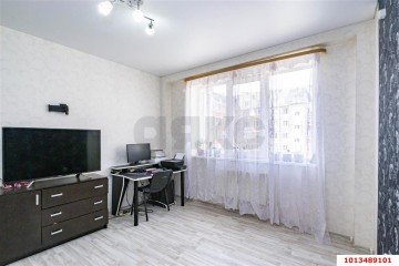 Фото №4: 2-комнатная квартира 70 м² - Краснодар, мкр. Музыкальный, ул. имени Сергея Есенина, 100