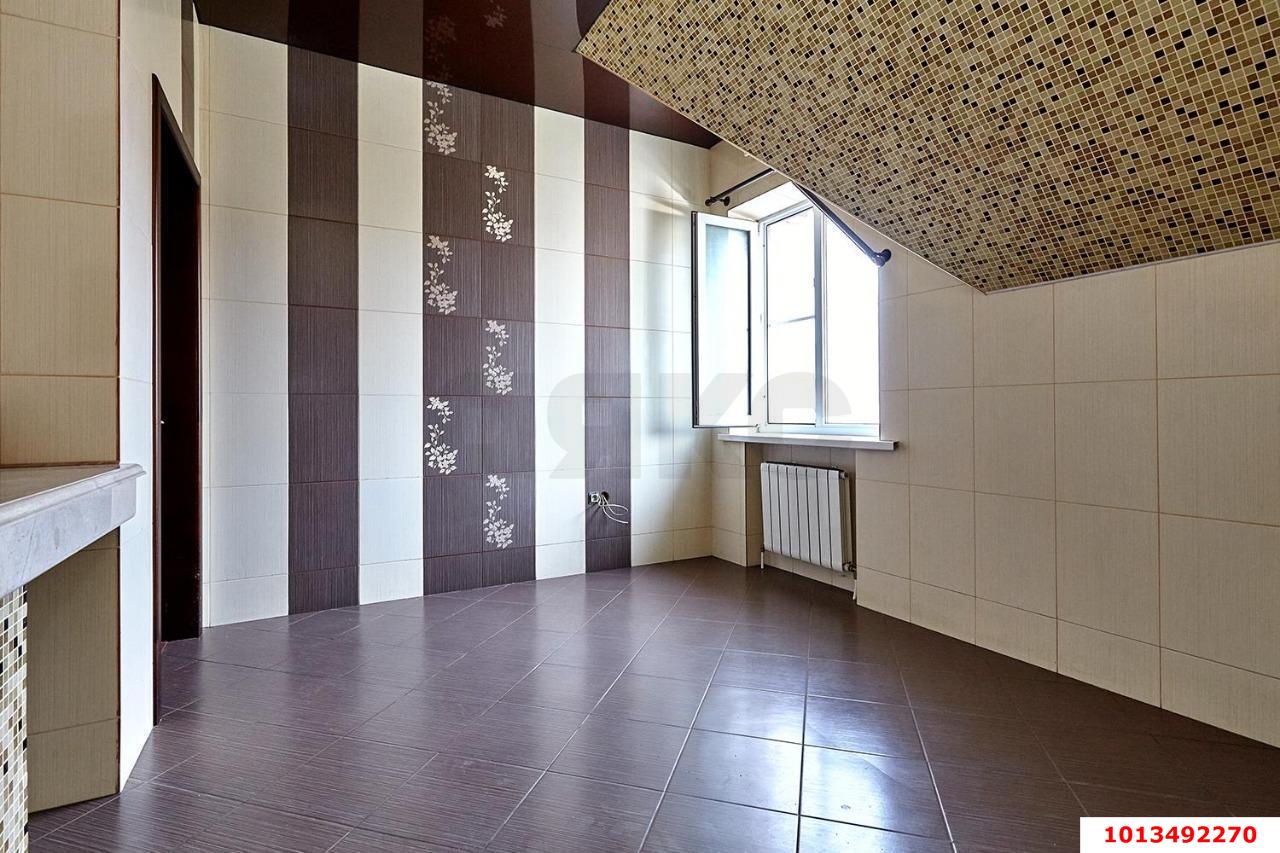 Фото №8: Дом 150&nbsp;м² + 5.5&nbsp;сот., 2&nbsp;эт. - Краснодар, мкр. Прикубанский внутригородской округ, ул. Городская, 18