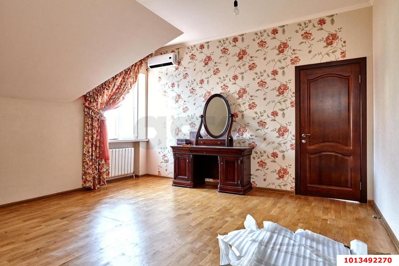 Фото №6: Дом 150&nbsp;м² + 5.5&nbsp;сот., 2&nbsp;эт. - Краснодар, мкр. Прикубанский внутригородской округ, ул. Городская, 18