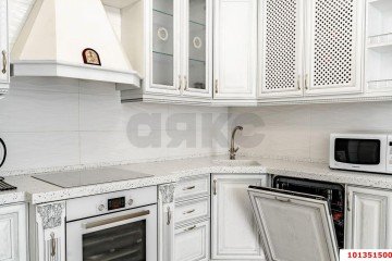 Фото №4: 2-комнатная квартира 90 м² - Краснодар, мкр. Центральный, ул. Красная, 176