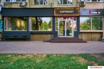 Фото №1: Торговое помещение 109 м² - Краснодар, мкр. Западный внутригородской округ, ул. Красная, 155