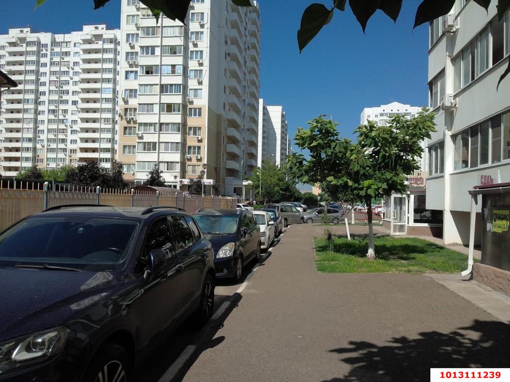 Фото №3: Торговое помещение 64 м² - Краснодар, Московский, ул. им. Артюшкова В.Д., 21