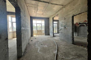 Фото №5: Торговое помещение 109 м² - Краснодар, мкр. жилой комплекс Дом у Озера, ул. Селезнёва, 104/1