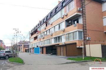 Фото №1: Торговое помещение 33 м², 1/4 эт. - Российский, мкр. Прикубанский внутригородской округ, ул. Ратной Славы, 25