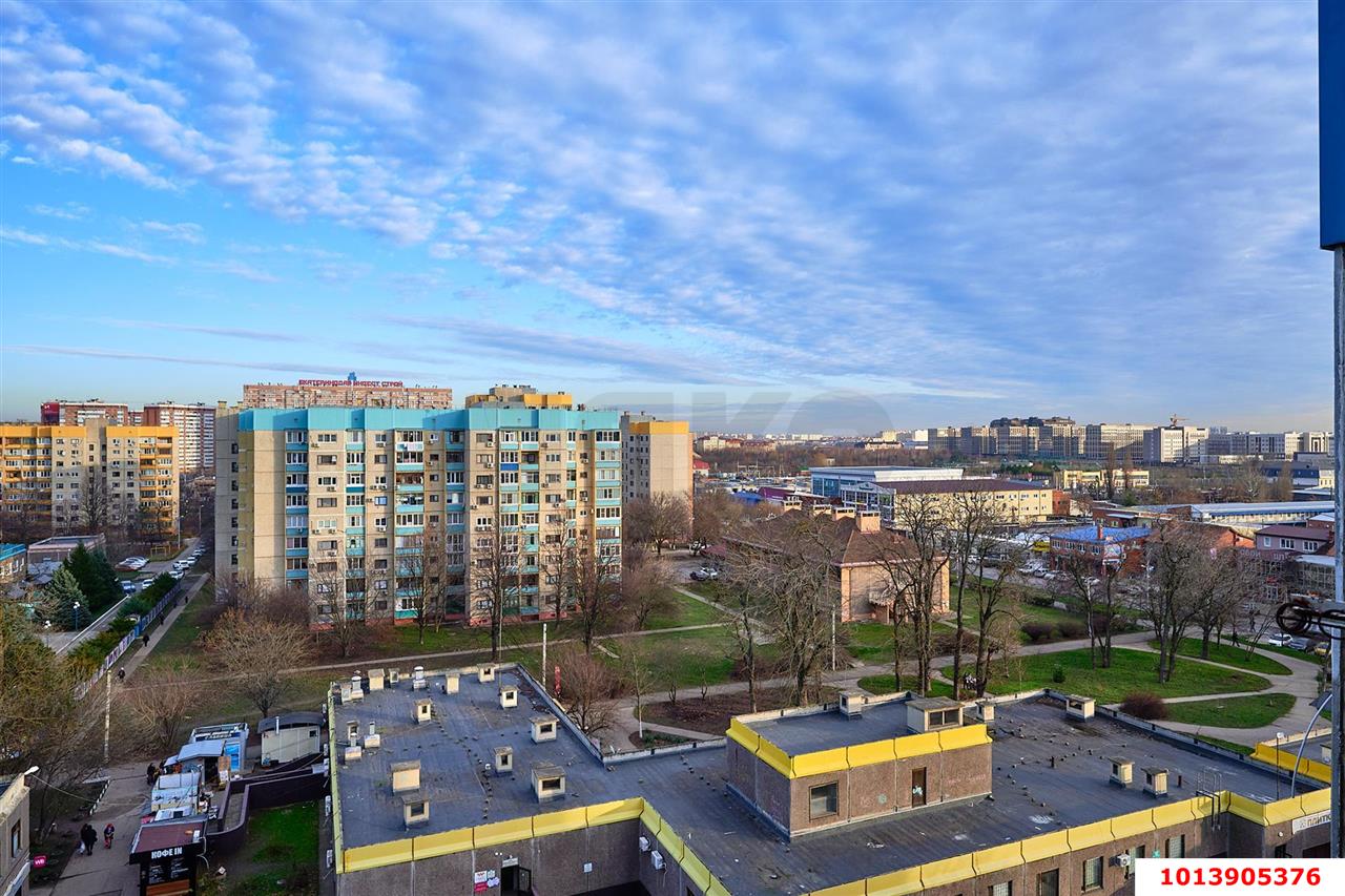 Фото №4: Торговое помещение 66&nbsp;м², 9&nbsp;эт. - Краснодар, Прикубанский внутригородской округ, мкр. имени Маршала Жукова, ул. Александра Покрышкина, 4/6
