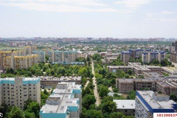 Фото №2: Торговое помещение 67 м² - Краснодар, мкр. имени Маршала Жукова, ул. Александра Покрышкина, 4/6