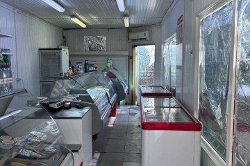 Фото №5: Торговое помещение 28 м² - Краснодар, мкр. Фестивальный, ул. Атарбекова, 1