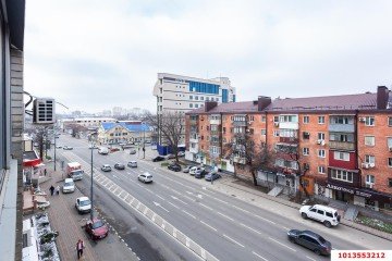 Фото №1: 2-комнатная квартира 62 м² - Краснодар, мкр. Центральный, ул. Суворова, 62