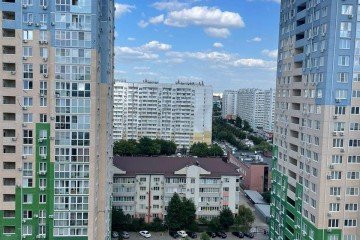 Фото №2: 2-комнатная квартира 81 м² - Краснодар, мкр. Завод Измерительных Приборов, ул. Карякина, 5к1