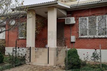 Фото №1: Дом 142 м² + 5 сот., 1 эт. - Краснодар, мкр. Славянский, ул. Красных Партизан, 15